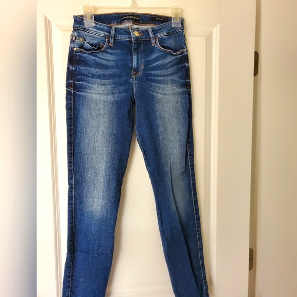 GUESS Sexy Curve Jeans - Picture 1 of 3